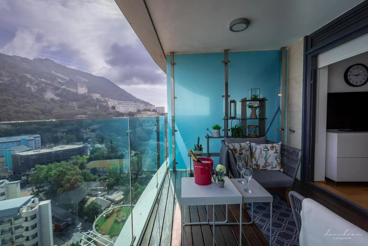 Luxury 1 Bedroom Studio Ocean Spa Plaza Gibraltar 0*,  Gibraltar